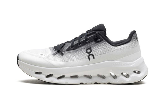 ON RUNNING CLOUDTILT "BLACK | IVORY"